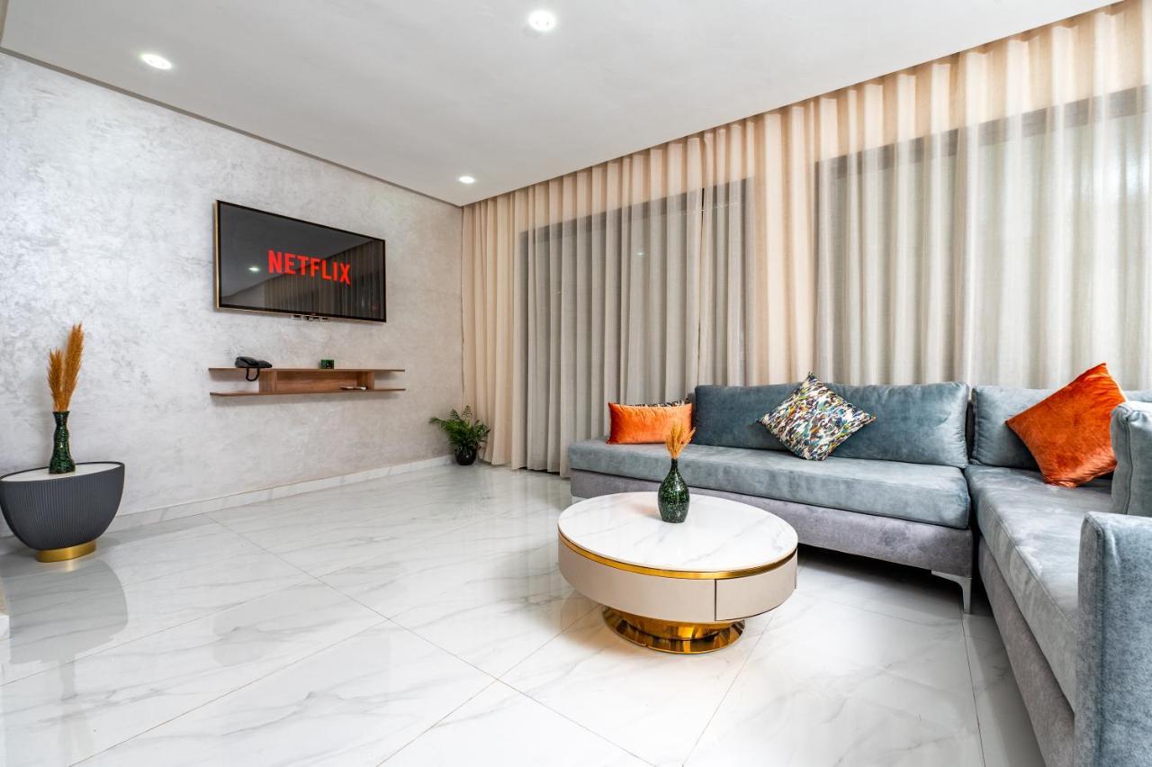 Maarif Elite Hotel